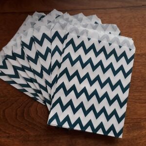 NWOT 60 Teal Paper Bags Chevron Polka-dot Stripes Party Gift Candy